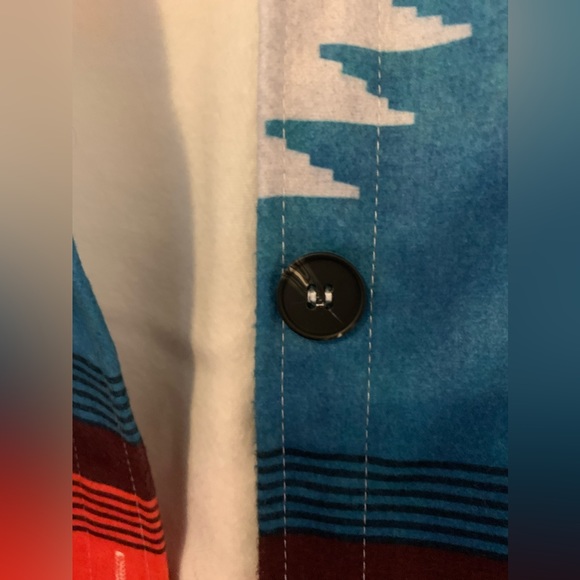 Western Aztec Shacket - Picture 4 of 5